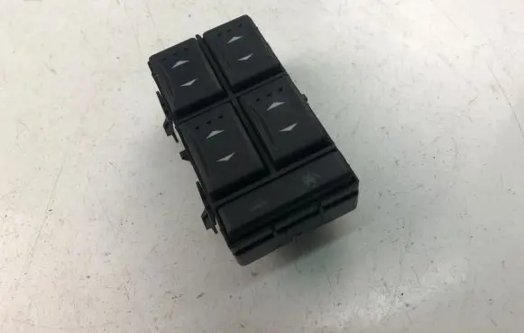 Ford Mondeo Mk III Electric window control switch 1S7T14A132BE