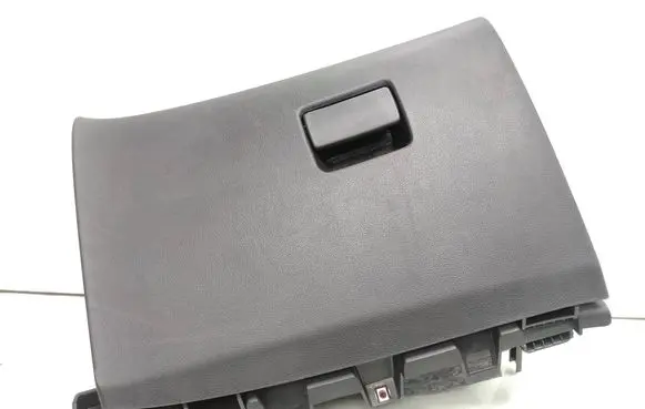 Opel Astra J Glove box 1709264 498951029