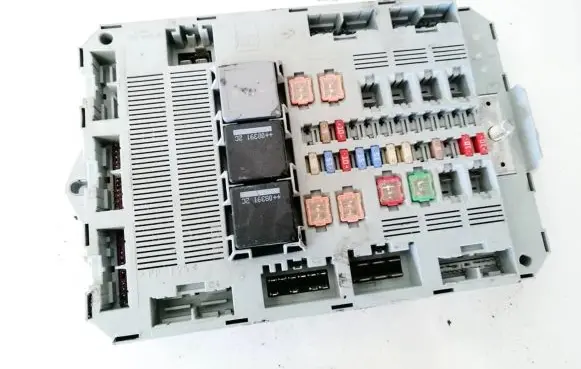 Jaguar XF Fuse box set 9x2314b476bc 9x23-14b476-bc