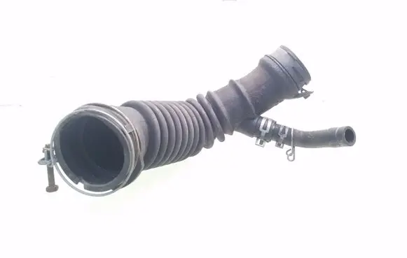Toyota Auris 150 Intercooler hose/pipe 17881