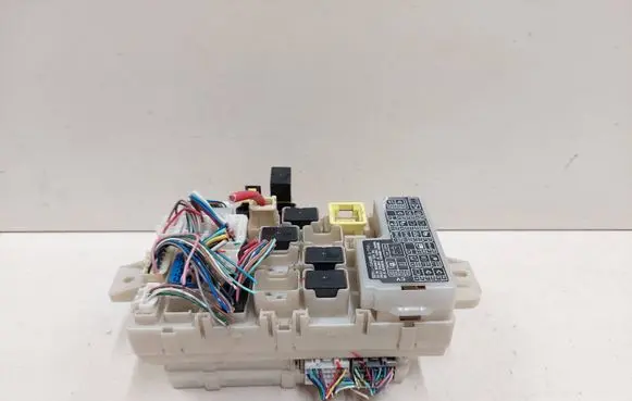 Peugeot iOn Fuse module 18637A736 8637A7 07970L01