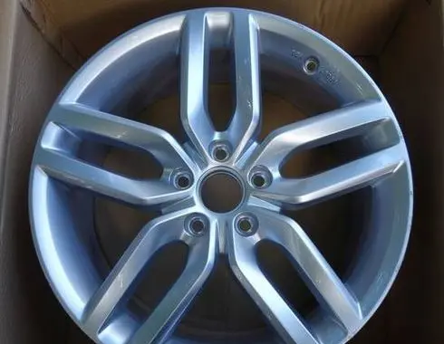 Volkswagen Beetle A5 R18 alloy rim 561071498