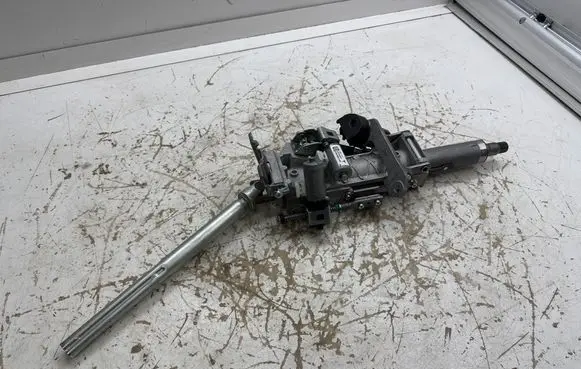 Tesla Model Y Steering rack mechanical part 118887100A CSD212884000570 1044811