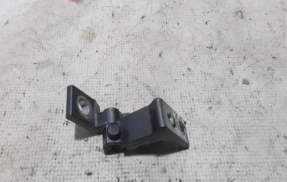 Seat Ibiza V (KJ) Front door lower hinge 8X0831403E