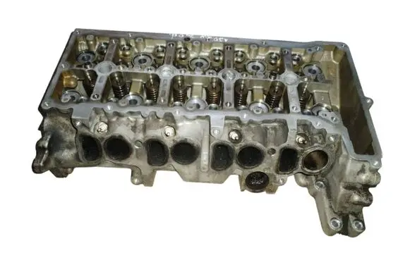 BMW 5 E60 E61 Engine head 778109802 781019607