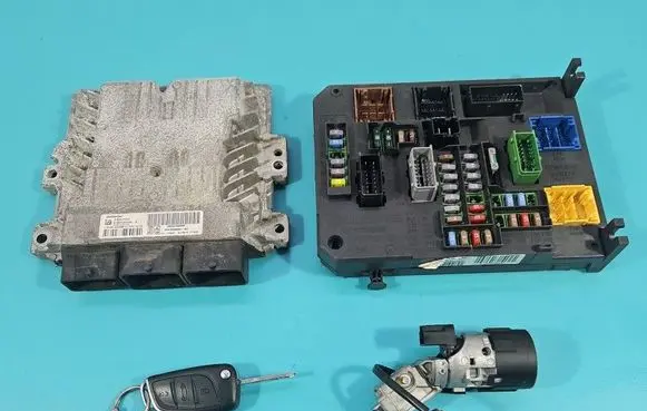 Citroen C4 II Engine control unit/module ECU 9800268980 IMPRK1573883