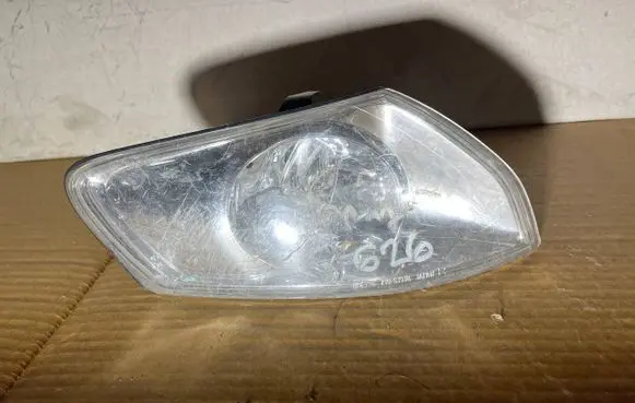 Mazda 626 Front indicator light 21061918