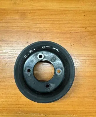 BMW 5 E39 Water pump pulley 1436590 M511436590