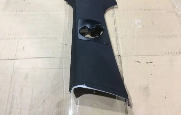 BMW X6 E71 (B) pillar trim (top) 6979845