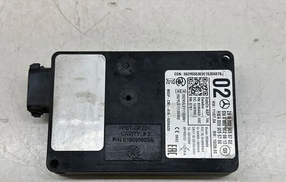 Mercedes-Benz E W212 Blind spot module A0009058702 A0009026613 A0009056700