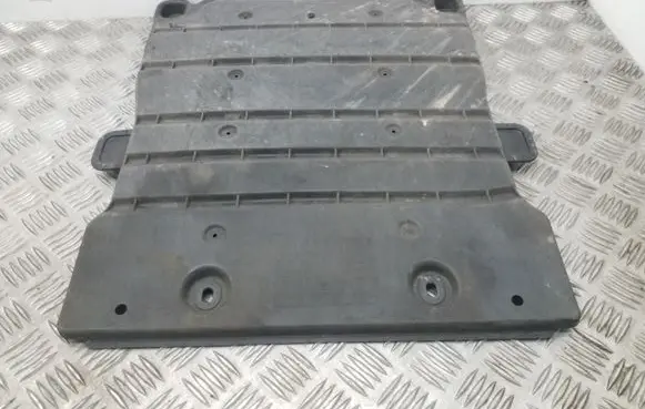Seat Leon (5F) Other under body part 5Q0825230H 5Q0825229C