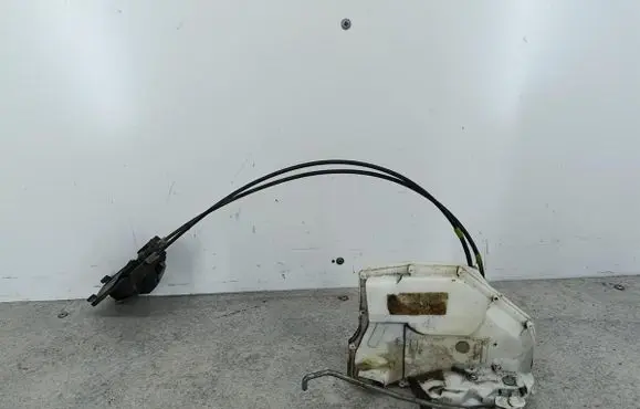 Opel Agila B Front door lock 