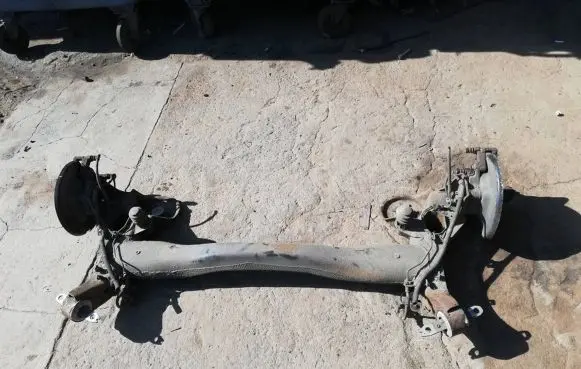 Citroen C4 II Picasso Rear beam 7174