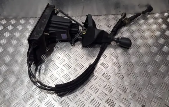 Renault Espace - Grand espace IV Gear shift cable linkage 8200236143