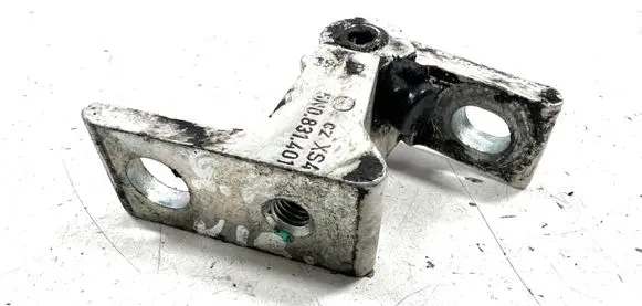 Skoda Superb B6 (3T) Rear door upper hinge 5N0831401