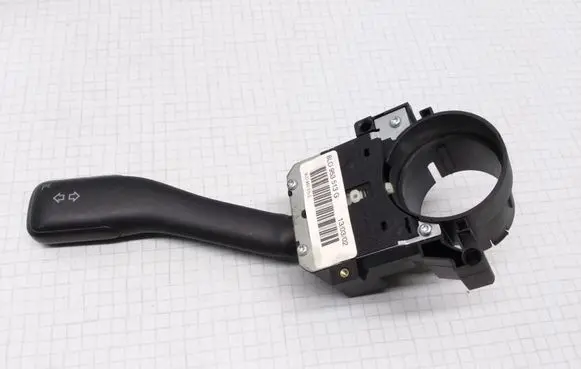 Volkswagen Golf IV Indicator stalk 8L0953513G