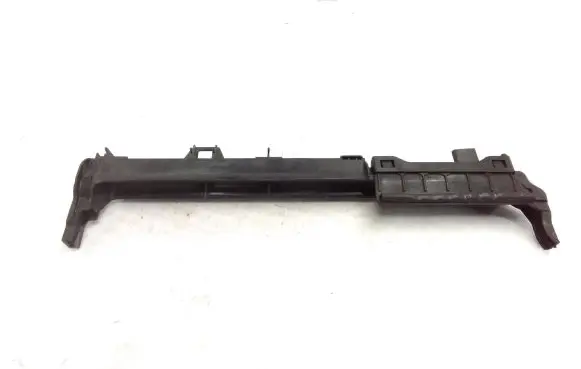 Radiator mount bracket