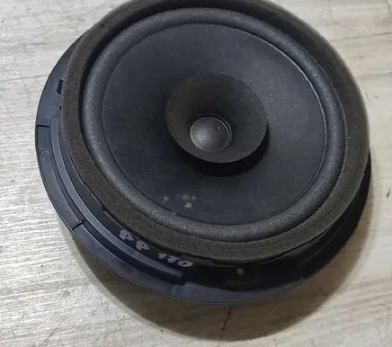 Suzuki Vitara (LY) Front door speaker 