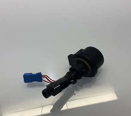 Mercedes-Benz E W211 Headlight level adjustment motor 73485702