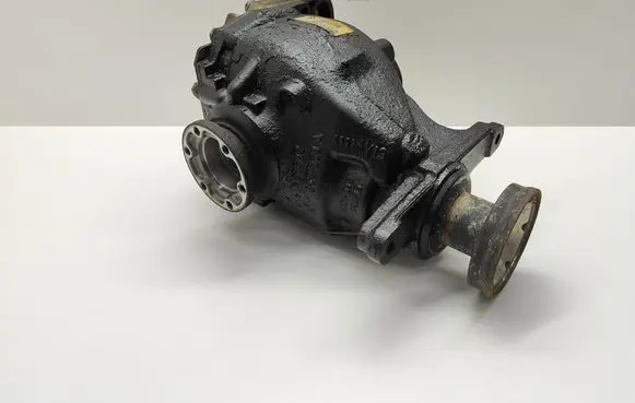 BMW 5 E60 E61 Rear differential 7560602 756060202 33107560602