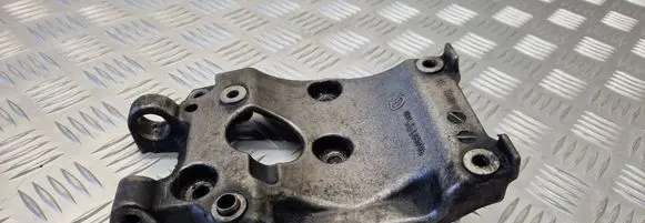 Ford Focus C-MAX A/C compressor mount bracket 9646719580