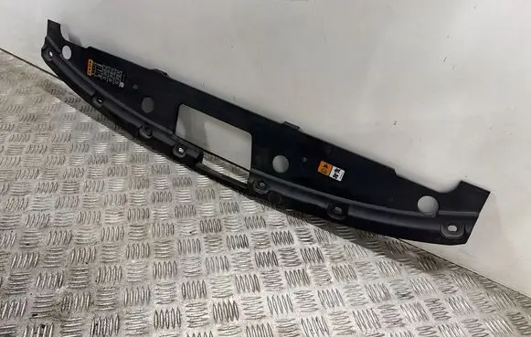 Ford Explorer V Radiator trim FB538A164ABW FB538A164A FB538A164