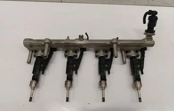 BMW 3 G20 G21 Fuel injectors set 8665633 8656548