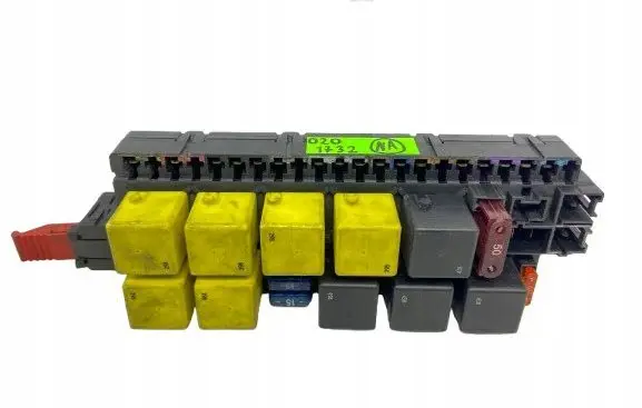 Mercedes-Benz S W220 SAM control unit 