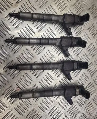 Opel Vectra C Fuel injectors set D445110159