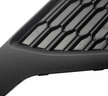 Audi Q7 4M Front bumper lower grill 4M0890682B