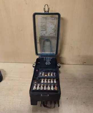 Mercedes-Benz CL C215 Fuse box set 2015400382 08377550