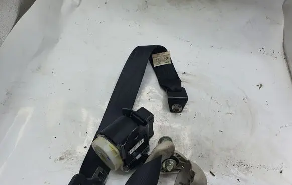 Mazda 5 Third row seat belt NOCODE