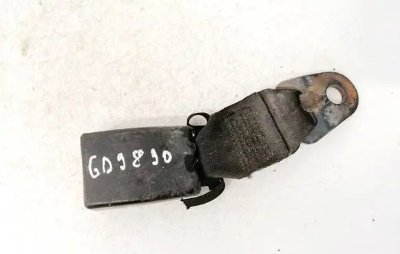 Rear seatbelt buckle