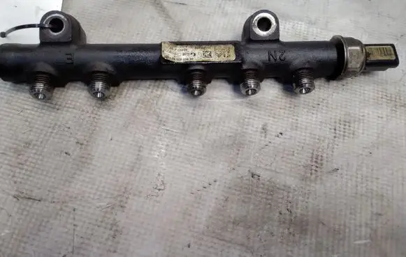 Ford Fiesta Fuel main line pipe 968529758002 28497Z01