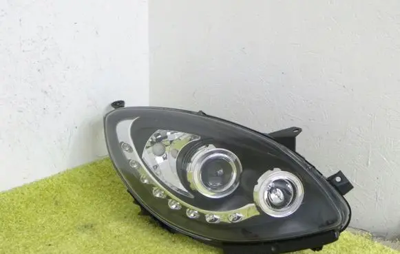 Renault Twingo III Headlight/headlamp