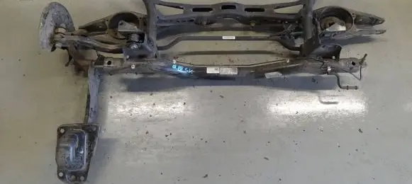 Volkswagen Golf VII Rear axle beam 