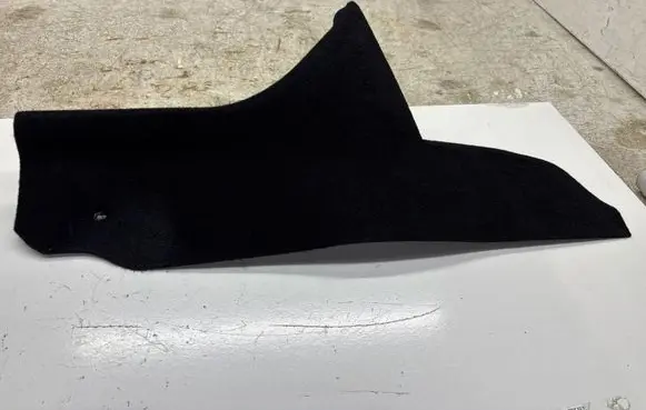 Skoda Octavia Mk2 (1Z) Centre console side trim front 1Z1863045