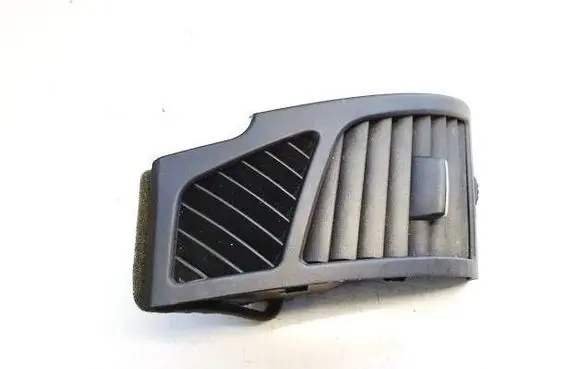 BMW 1 E81 E87 Dash center air vent grill 705918812 7059188-12