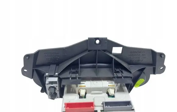 Renault Clio II Screen/display/small screen P8200028364A 216562178