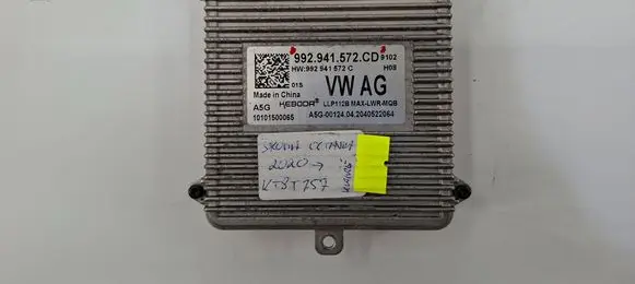 Skoda Octavia Mk4 Headlight ballast module Xenon 992941572CD KT8T757