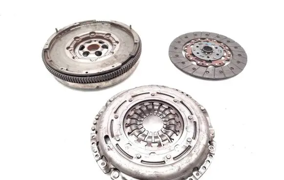 Volkswagen Tiguan Clutch set kit 2294000113