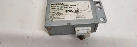 Nissan Pathfinder R51 Antenna control unit 284A1EA000 0265195 EN1201NB