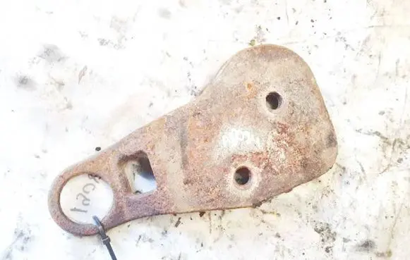 Chrysler Sebring (ST-22 - JR) Engine mounting bracket