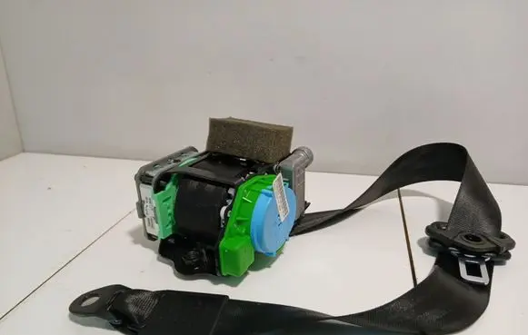 Audi A5 8T 8F Front seatbelt 306369910
