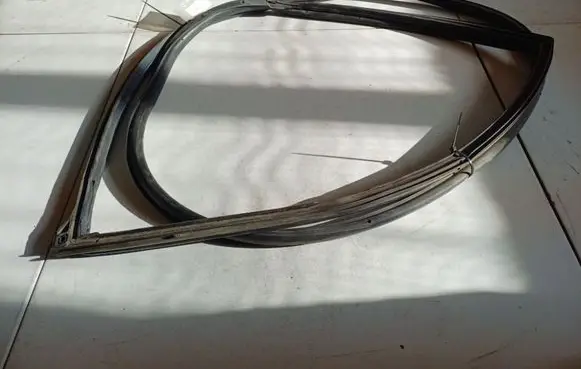 Mazda Premacy Rubber seal rear door 