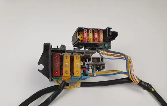 Peugeot Expert Fuse module 1440180980 9652935680 1485126080