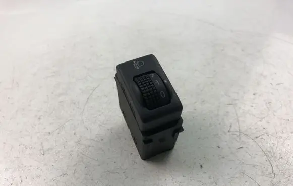 Nissan Qashqai+2 Light switch 25190JD008