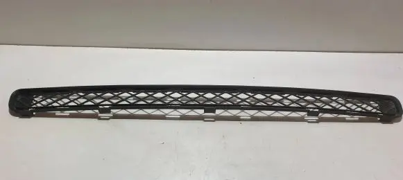 Toyota Avensis T270 Front bumper lower grill 5311242040 TS0P6 PP9FD020