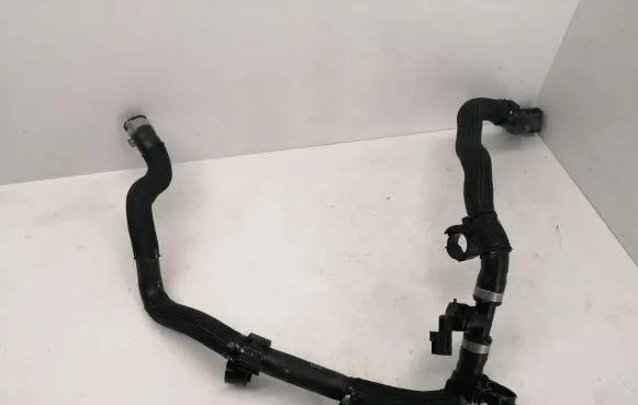 Jaguar I-Pace Engine coolant pipe/hose M9D38D132AC