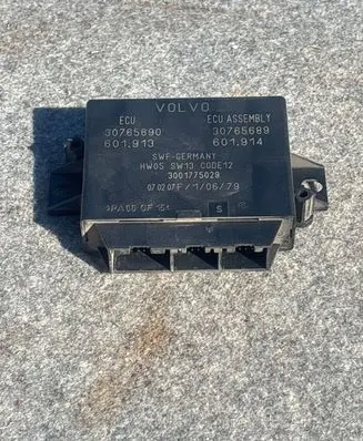 Volvo S60 Parking PDC control unit/module 30765690 30765689 601913